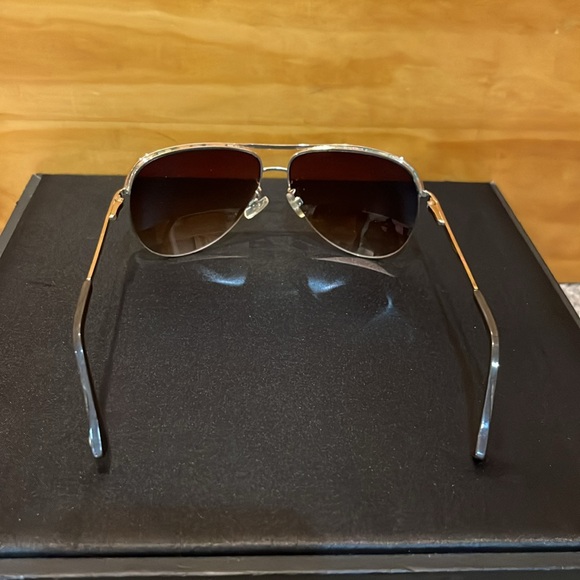 Vince Camuto Sunglasses - Picture 5 of 7